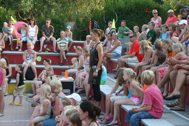 gal/2009/2009 Oostkapelle Zeeland - Freilichttheater Ons Buiten/2009 Urlaub OnsBuiten 17.07.-07.08. 300.jpg